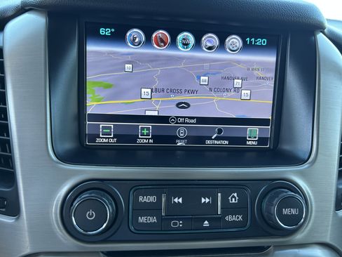 Used 2017 GMC Yukon XL Denali w/ Open Road Package image 17