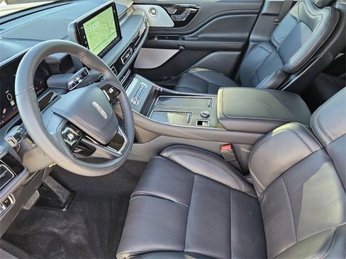 New 2026 Lincoln Aviator Reserve image 12