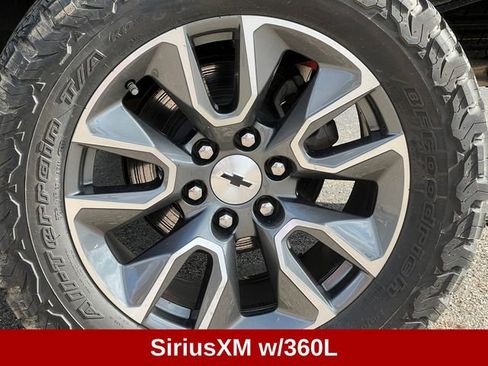 Used 2023 Chevrolet Silverado 1500 RST w/ Z71 Off-Road Package image 10