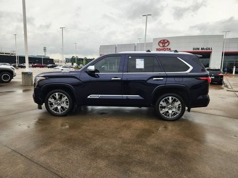 Used 2026 Toyota Sequoia Capstone AWD/4WD image 4