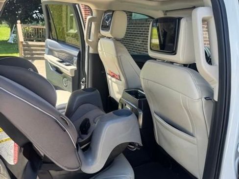 Used 2021 Ford Expedition Max Platinum AWD/4WD image 8