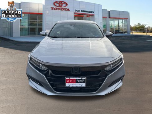 Used 2020 Honda Accord Sport image 2