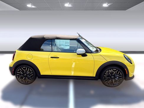New 2026 MINI Cooper S image 8
