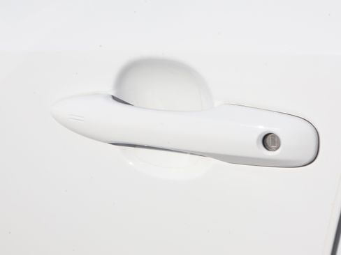 Used 2024 Toyota Corolla SE image 17