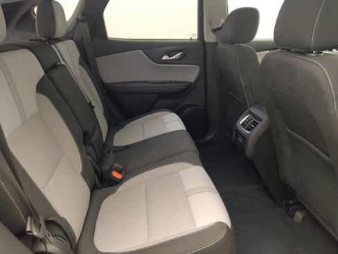 Used 2023 Chevrolet Blazer LT FWD image 19