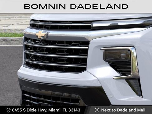 New 2026 Chevrolet Traverse High Country FWD image 13