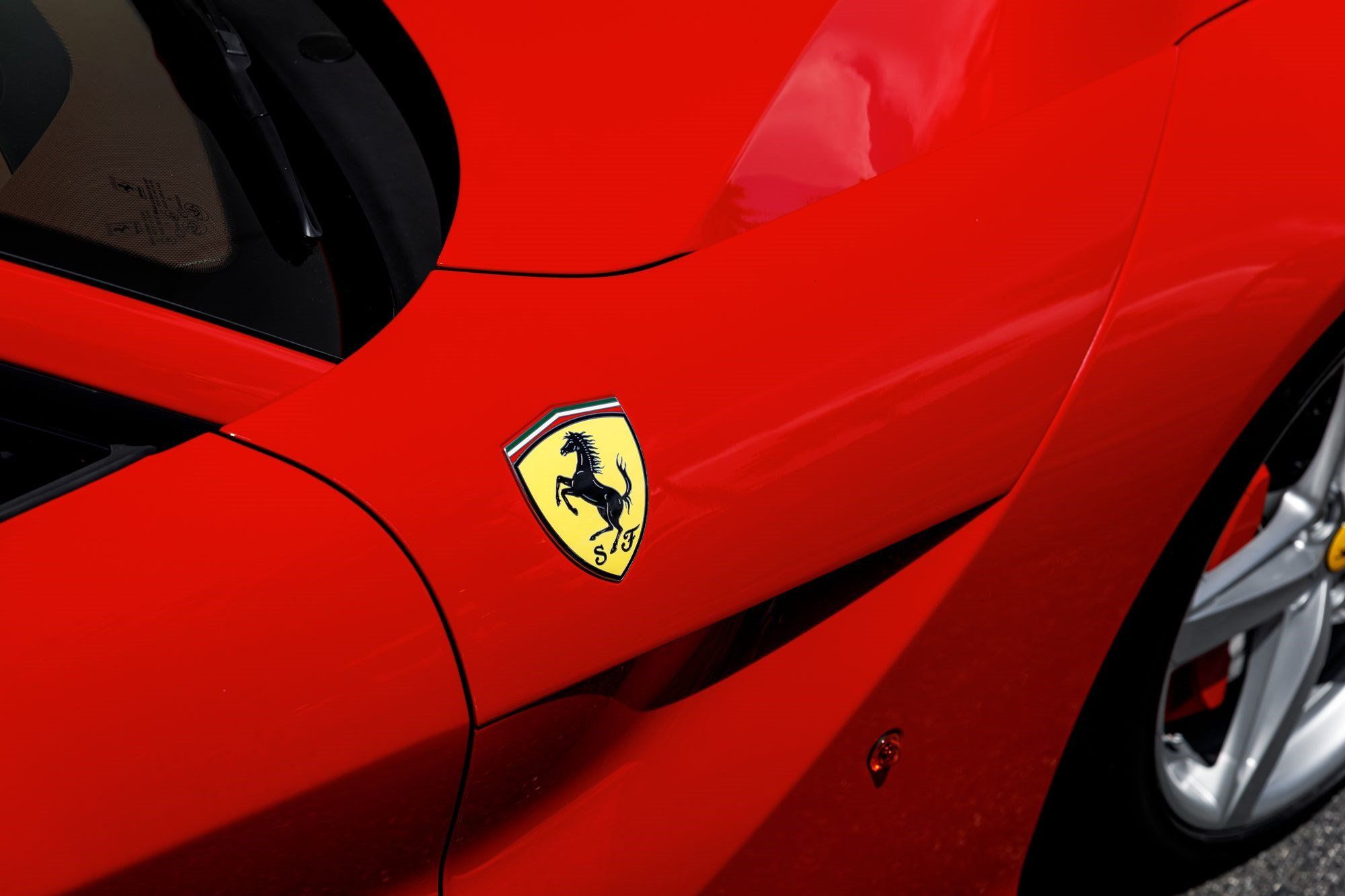 Used 2016 Ferrari F12 Berlinetta RWD image 37