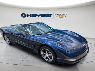 Used 2001 Chevrolet Corvette Convertible w/ Preferred Equipment Group2 RWD video 1