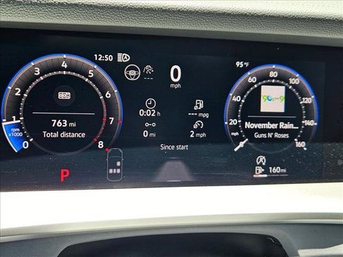 Used 2026 Volkswagen Tiguan SE FWD image 10
