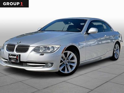 Used 2012 BMW 328i Convertible image 1