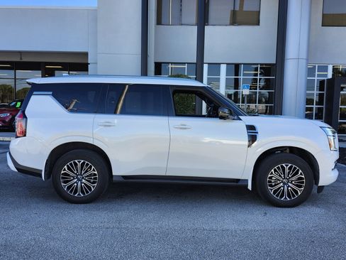 Used 2025 Nissan Armada SL w/ Captain's Chari Seat Package image 3