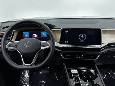 Used 2026 Volkswagen Atlas SE image 27