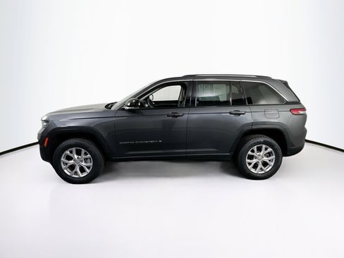 Used 2022 Jeep Grand Cherokee Limited image 8