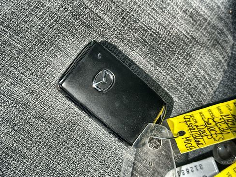 Used 2023 Ford Maverick XLT image 26