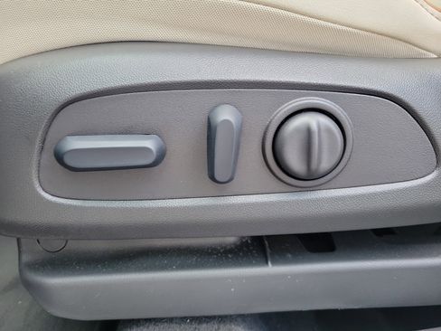 Used 2026 Buick Encore GX Avenir w/ Avenir Technology Package FWD image 16