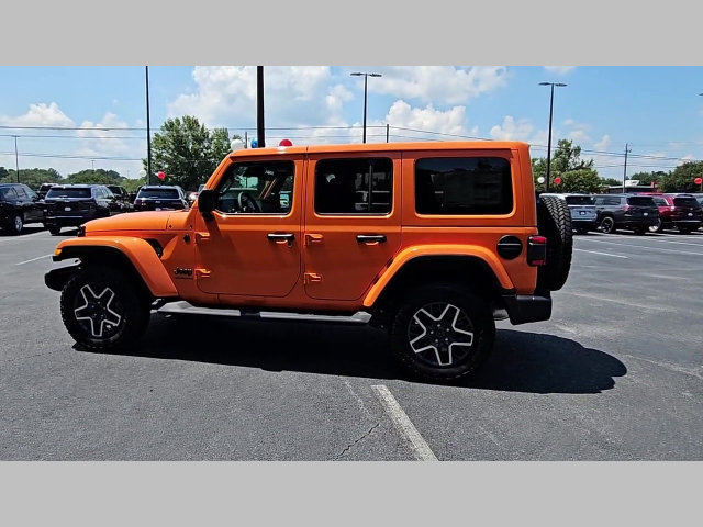 New 2025 Jeep Wrangler Unlimited Sahara AWD/4WD image 25