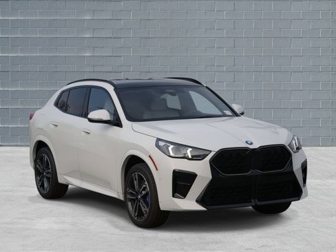 New 2026 BMW X2 xDrive28i image 1