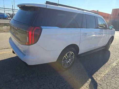 Used 2025 Ford Expedition Max Active image 5