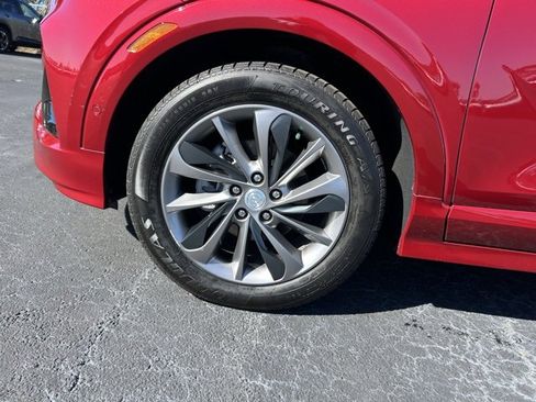 Used 2020 Buick Encore GX Essence w/ Experience Buick Package image 9