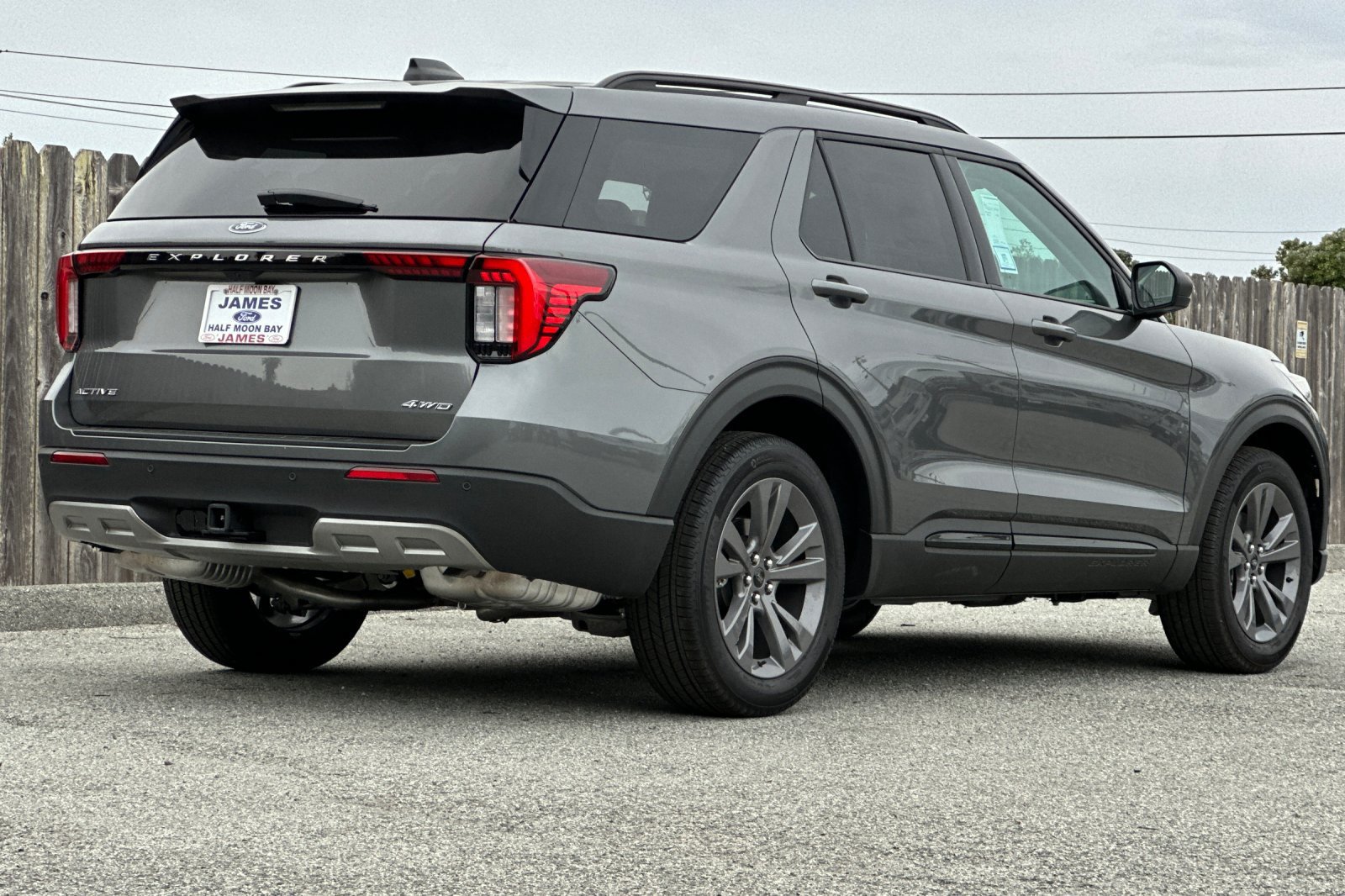 New 2026 Ford Explorer Active w/ Active Comfort Package AWD/4WD image 5