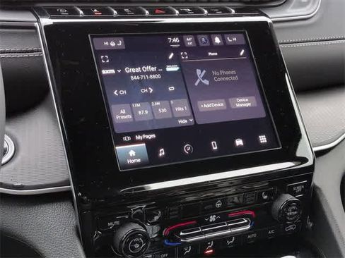 New 2025 Jeep Grand Cherokee L Altitude image 31