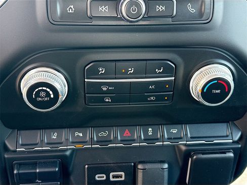 Used 2024 GMC Sierra 3500 Pro w/ Fleet Convenience Package image 17