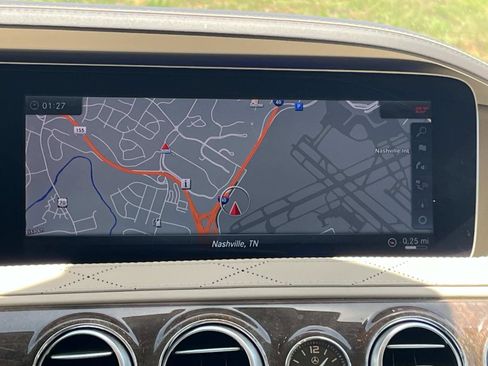 Used 2018 Mercedes-Benz S 560 Sedan image 16