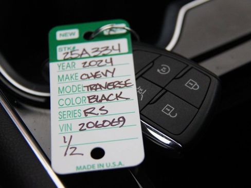 Certified 2024 Chevrolet Traverse RS image 37