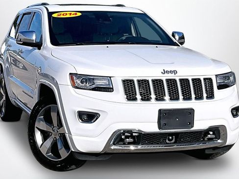 Used 2014 Jeep Grand Cherokee Overland w/ Advanced Technology Group RWD image 3