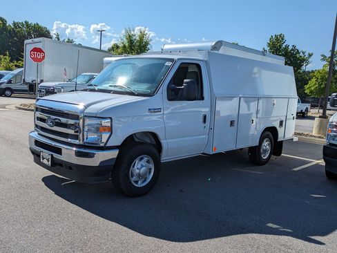 New 2026 Ford E-350 and Econoline 350 Super Duty w/ Power Equipment Group image 6