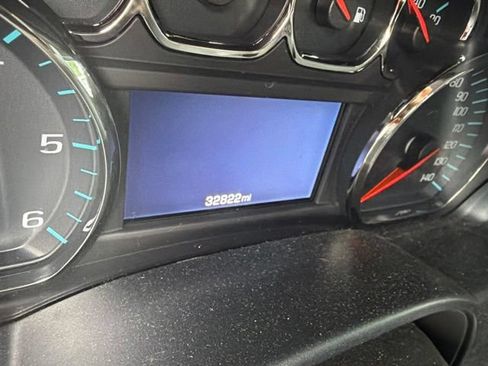Used 2019 GMC Sierra 1500 SLE w/ SLE Value Package AWD/4WD image 4