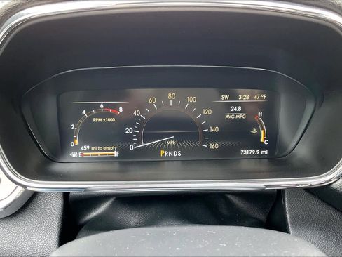 Used 2017 Lincoln Continental Premiere image 26