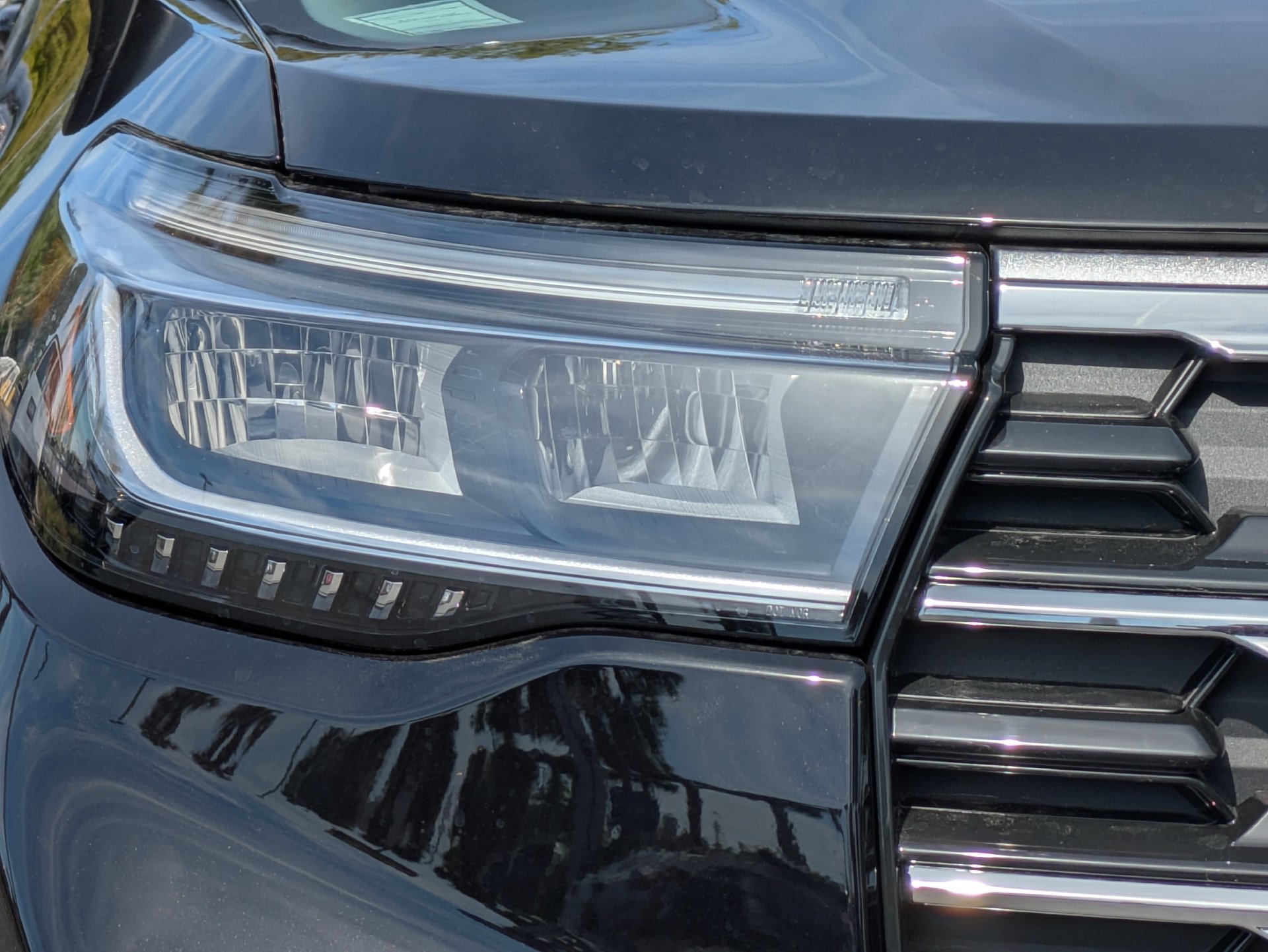 New 2026 Ford Explorer Active w/ Active Comfort Package AWD/4WD image 11