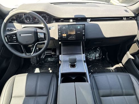 Used 2026 Land Rover Range Rover Evoque Dynamic SE AWD/4WD image 23