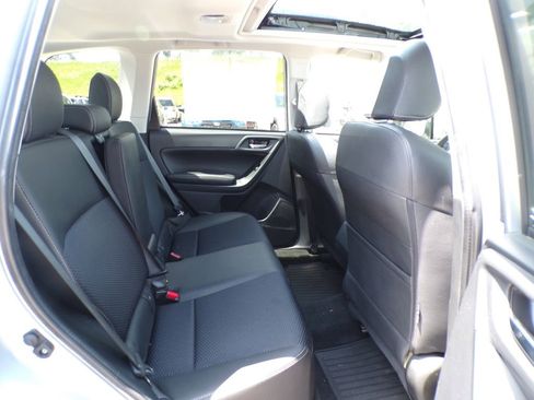 Used 2015 Subaru Forester 2.0XT Premium w/ Popular Package #1 AWD/4WD image 21