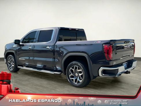 Used 2022 GMC Sierra 1500 SLT w/ SLT Premium Plus Package image 5