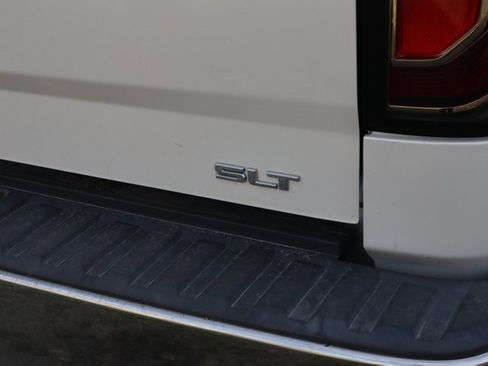 Used 2018 GMC Sierra 1500 SLT image 11