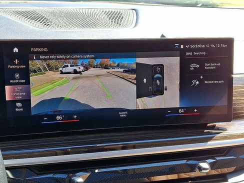 Used 2023 BMW X7 xDrive40i w/ Premium Package image 21