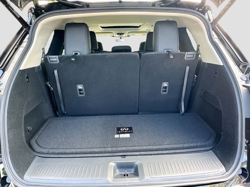 Certified 2026 INFINITI QX60 Luxe w/ Cargo Package FWD image 29
