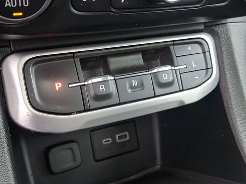 Used 2023 GMC Acadia SLE w/ Driver Convenience Package AWD/4WD image 15