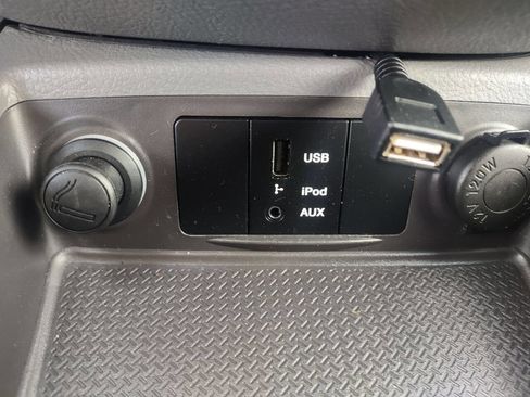 Used 2012 Hyundai Santa Fe GLS image 15