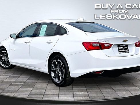 Used 2023 Chevrolet Malibu LT FWD image 2