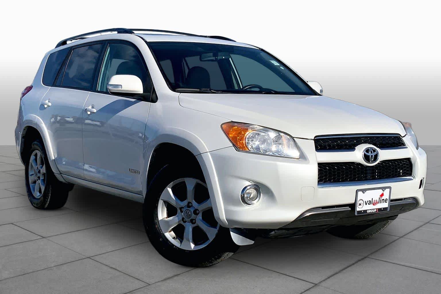 Used 2010 Toyota RAV4 Limited FWD image 2