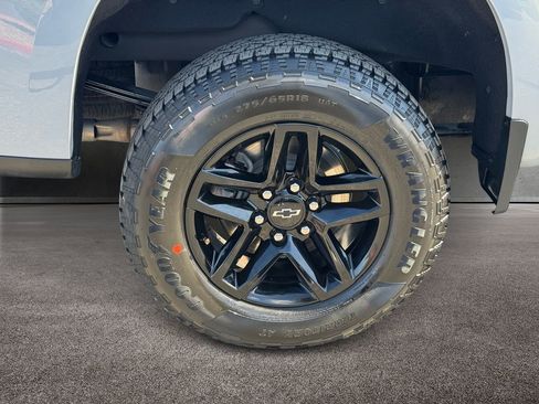 Used 2024 Chevrolet Silverado 1500 Custom Trail Boss AWD/4WD image 7