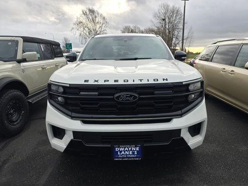 New 2025 Ford Expedition Platinum w/ Stealth Performance Package image 2