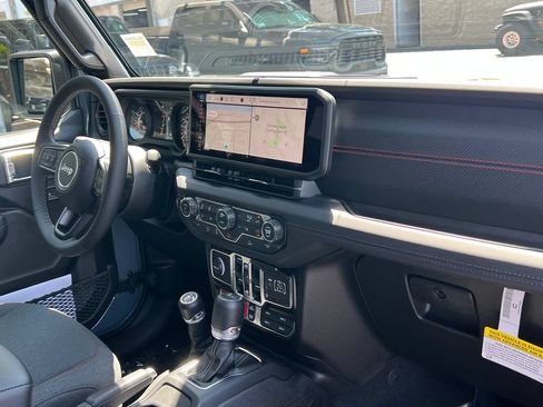 New 2026 Jeep Gladiator Rubicon AWD/4WD image 14