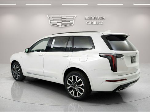New 2025 Cadillac XT6 Sport w/ LPO, Floor Liner Package image 5