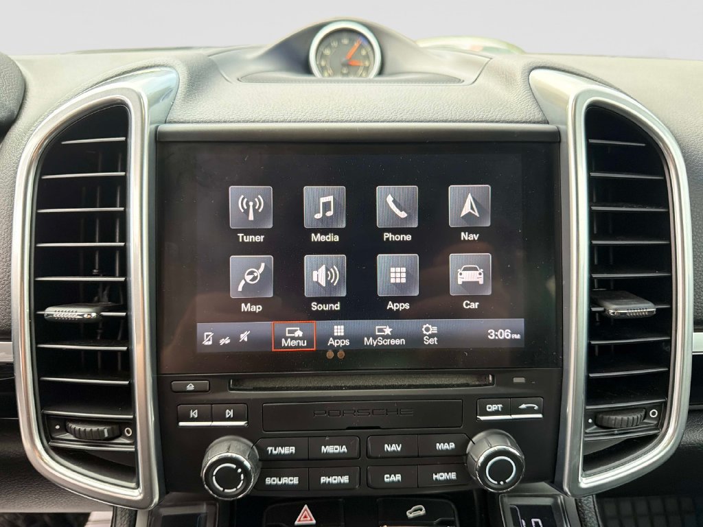 Used 2018 Porsche Cayenne Platinum Edition AWD/4WD image 24