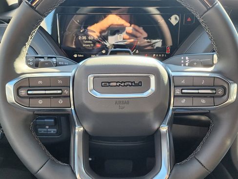 New 2026 GMC Yukon Denali w/ Denali Reserve Package image 21