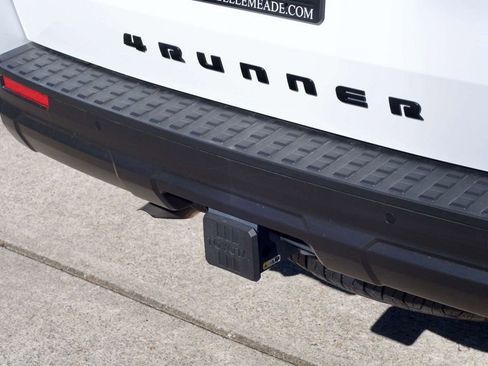 Used 2025 Toyota 4Runner TRD Off-Road Premium image 17